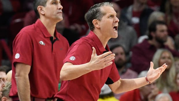 Arkansas Razorbacks coach Eric Musselman in a game against the Florida Gators on Saturday.